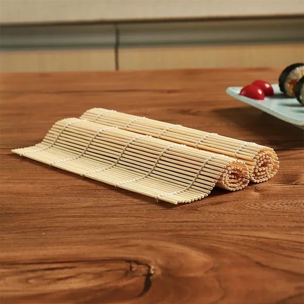 Exquisite Bambus-Sushi-Matte mit weißer Oberfläche, Seetang-Reisrollen-Hilfsmittel, Antihaft, japanischer Küchenhelfer zum Sushi-Machen