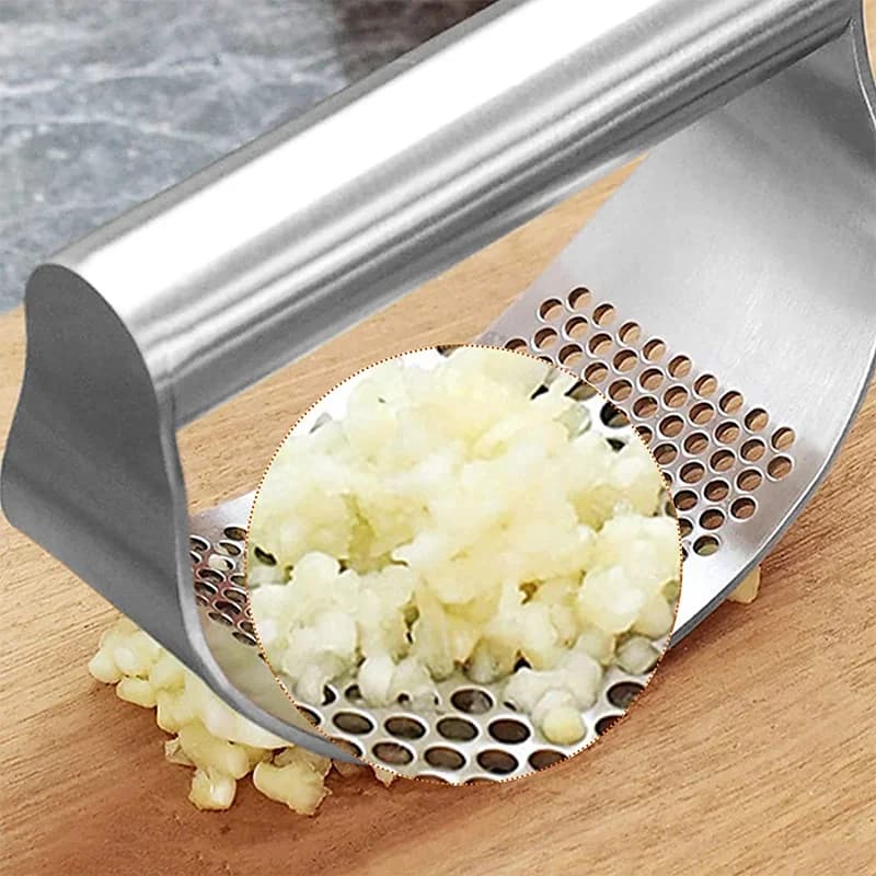 Verbesserte Edelstahl-Knoblauchpresse manuelle Knoblauch-Ingwer-Rocker-Zerkleinerer Knoblauch-Schneidewerkzeug Küchenhelfer